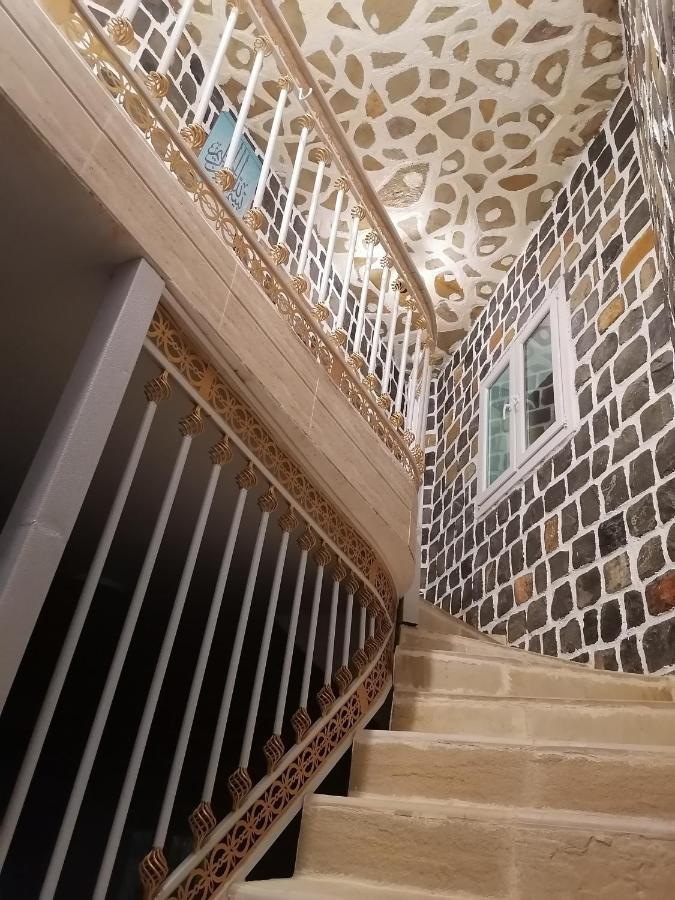 Vila Bayt Alhagar Residance بيت الحجر للضيافة الجبل الأخضر Hayl Yaman Exteriér fotografie