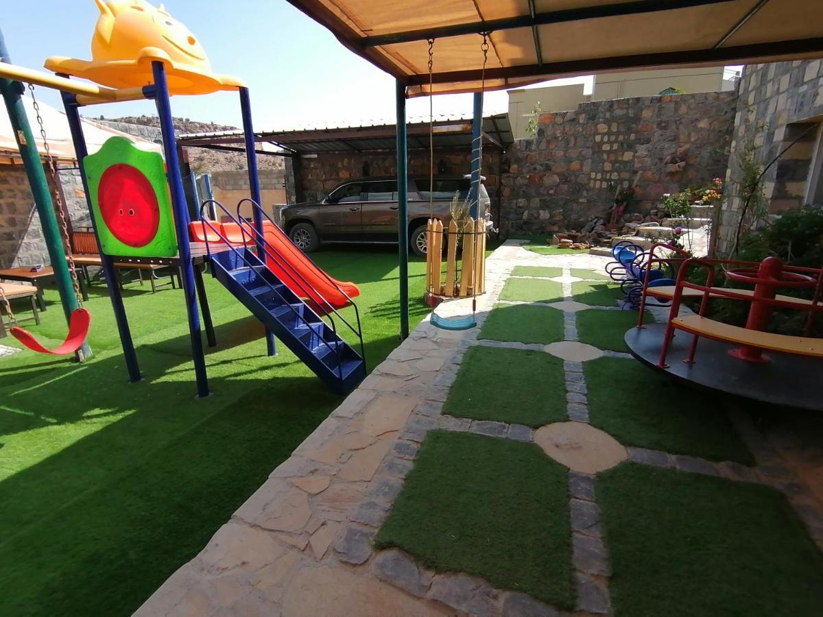 Vila Bayt Alhagar Residance بيت الحجر للضيافة الجبل الأخضر Hayl Yaman Exteriér fotografie
